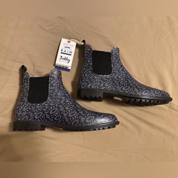 JOULES RIGHT AS RAIN COLLECTION BOOTIES! - Picture 2 of 5